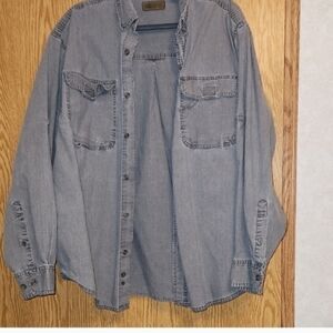 Light Gray Button-Up Shirt